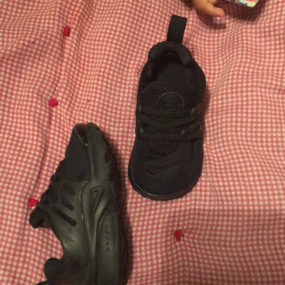 Black toddler Nike’s